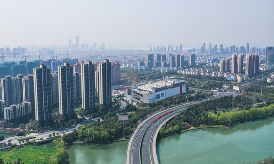 產(chǎn)業(yè)新城行業(yè)市場分析 產(chǎn)業(yè)新城持續(xù)推進轉(zhuǎn)型產(chǎn)業(yè)新城服務(wù)商