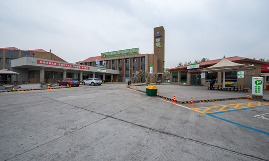 近九成高速公路服務(wù)區(qū)已覆蓋充電設(shè)施 高速公路服務(wù)區(qū)行業(yè)市場(chǎng)現(xiàn)狀分析