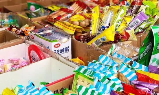 中學(xué)小賣(mài)部5年租金超900萬(wàn)元 校園超市消費(fèi)方向