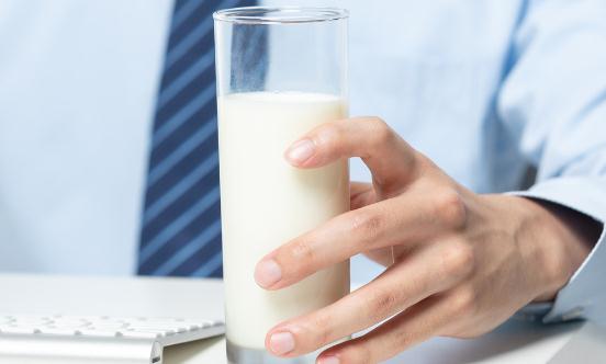 中國成人奶粉行業(yè)供需分析 中國成人奶粉行業(yè)發(fā)展前景研究