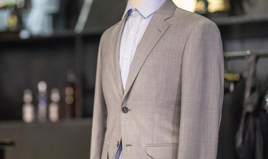 2023年中國服裝定制市場現(xiàn)狀分析：大規(guī)模個性化定制將是服裝業(yè)發(fā)展的重點方向