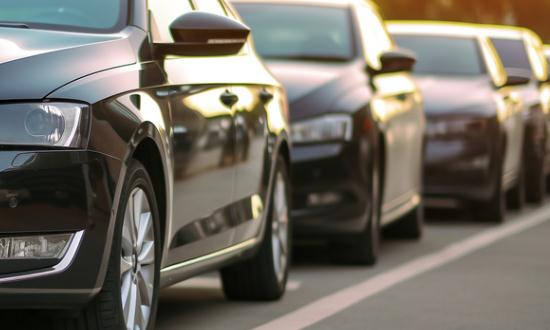 汽車玻璃市場(chǎng)需求分析 預(yù)計(jì)2025年全球汽車玻璃市場(chǎng)規(guī)模達(dá)到1492億元