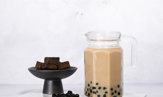 現(xiàn)制飲品成10月餐飲消費(fèi)最亮眼業(yè)態(tài) 現(xiàn)制茶飲行業(yè)未來市場(chǎng)展望分析