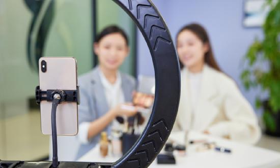 NIKE將在抖音開啟直播 中國直播帶貨市場現(xiàn)狀分析2024