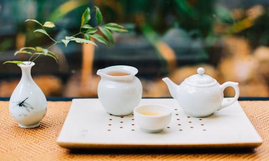 茶具市場消費群體將越來越多元化 中國茶具行業(yè)全景調(diào)研
